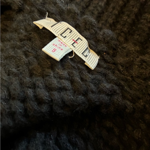 Floral Embellished Black Cardigan - Picture 7 of 8